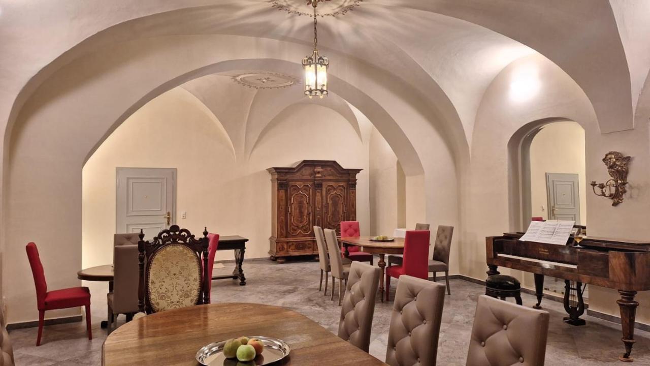 Stadtpalais Bellevue-Suite 3- Zimmer- Maisonettewohnung Mit Dachterrasse Maximal 4 Personen Bautzen Esterno foto