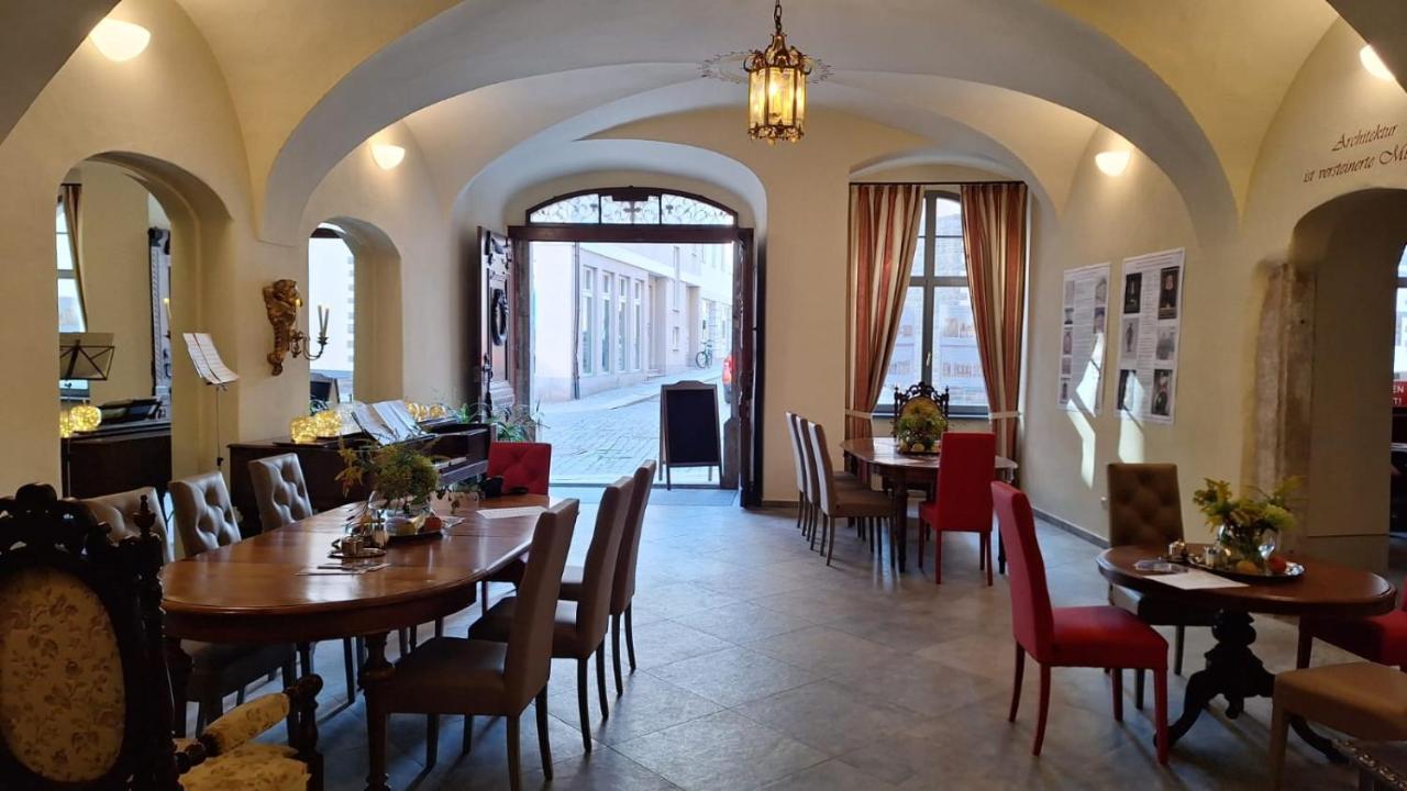 Stadtpalais Bellevue-Suite 3- Zimmer- Maisonettewohnung Mit Dachterrasse Maximal 4 Personen Bautzen Esterno foto
